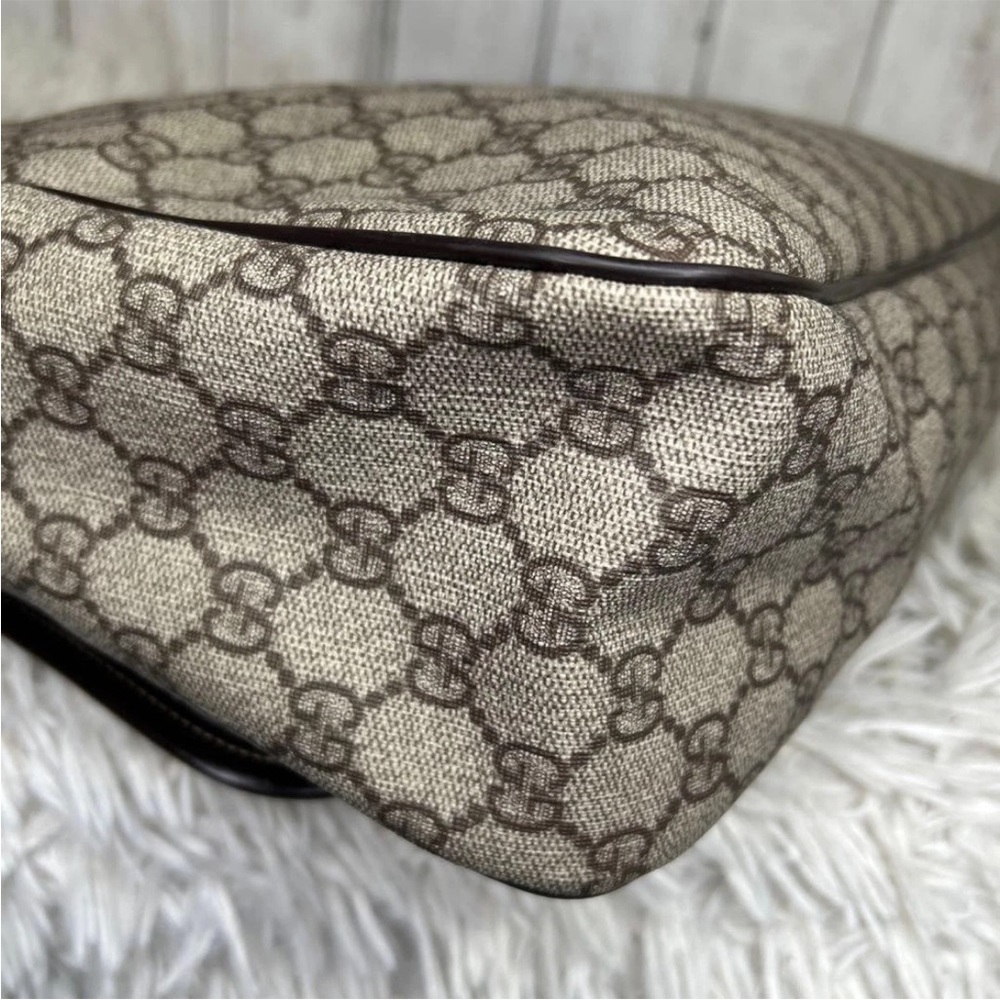 Gucci Beige Messenger Bag - Picture 8 of 16